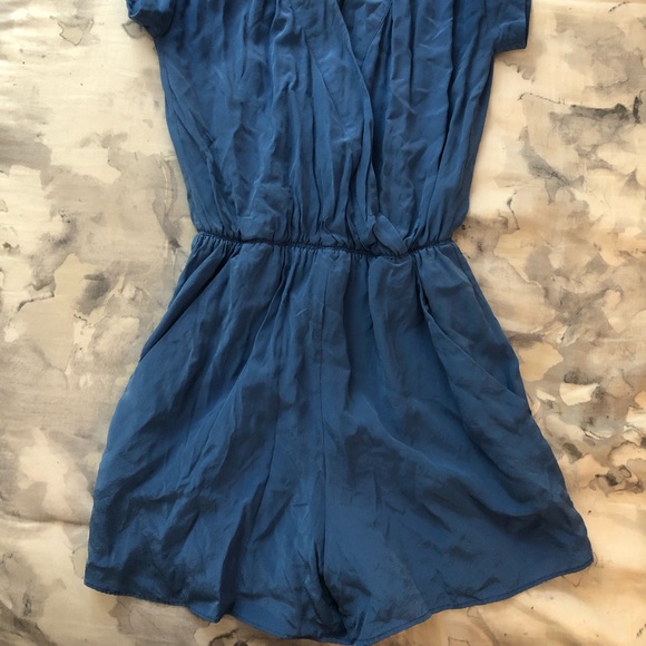 Aritzia Babaton Silk Corbett Romper XS - Picture 7 of 8